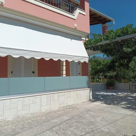 Appartement Petros Acharavi